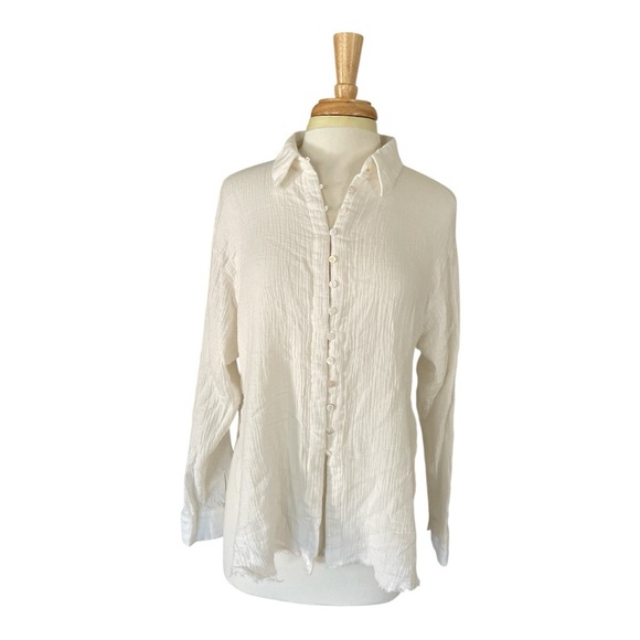 Miou Muse Button Down Crinkle Textured Blouse with Frayed Edges - Picture 1 of 6